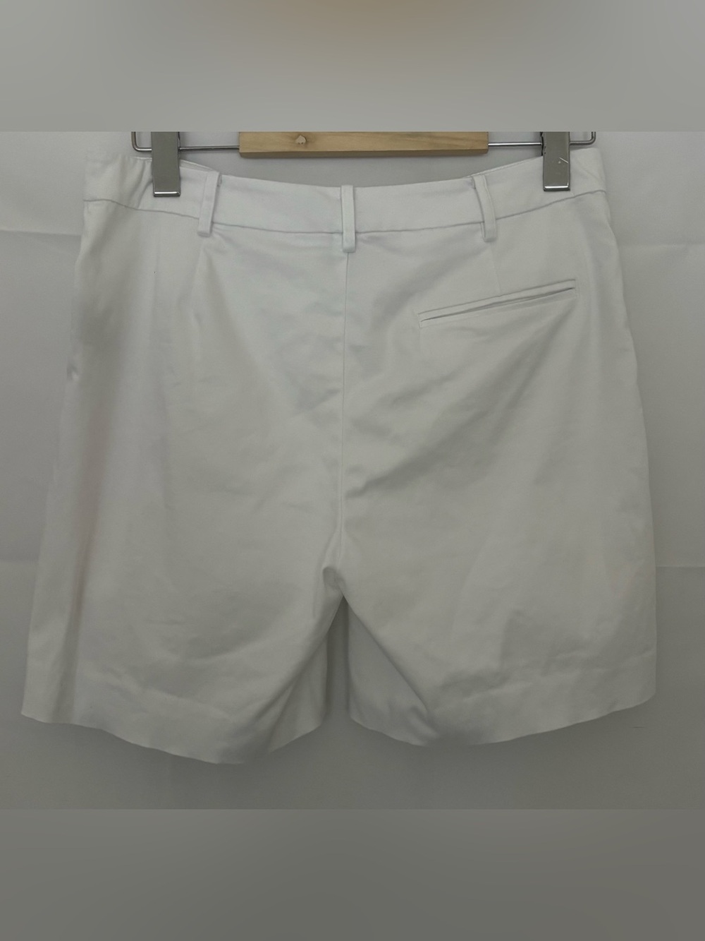 Lauren Ralph Lauren White Bermuda Shorts Size 6 - Picture 2 of 5
